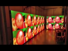 Wandmontiertes Festwerbe-LED-Display mit 960 x 960 mm Schrankgröße und Vollfarbe