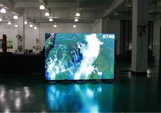 China Hohe Helligkeit HD LED-Anzeigen-Wand für für Innenwerbungs-städtische Technik fournisseur