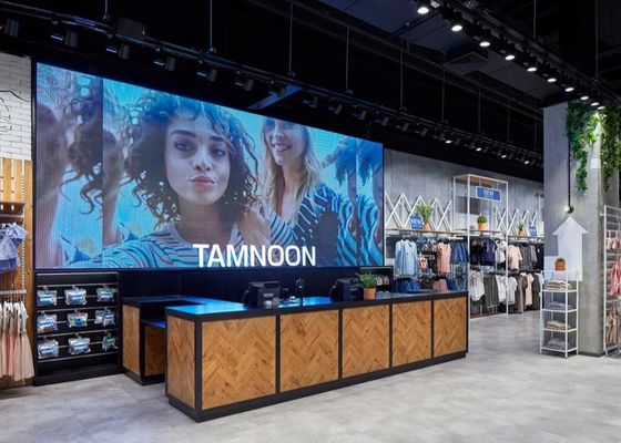 Kleiner InnenBildschirm der Neigungs-P1.25 800CD/㎡ LED