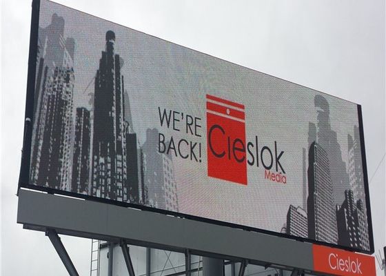 Wandmontiertes Festwerbe-LED-Display mit 960 x 960 mm Schrankgröße und Vollfarbe