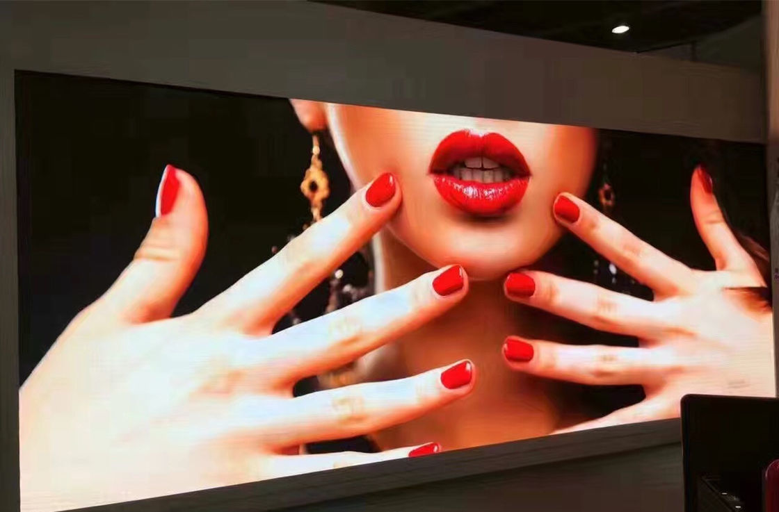 Flexibler farbenreicher LED-Anzeigen-Mietinnenschirm 62.500 Pixel/M2